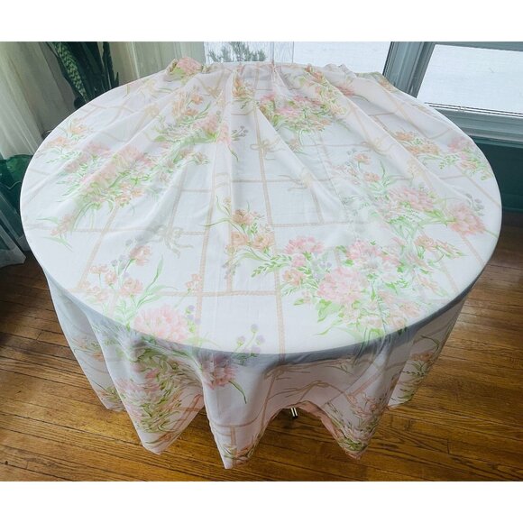 Vintage 80s pleated curtain, pastel pink green floral bouquet, single panel - Picture 1 of 10
